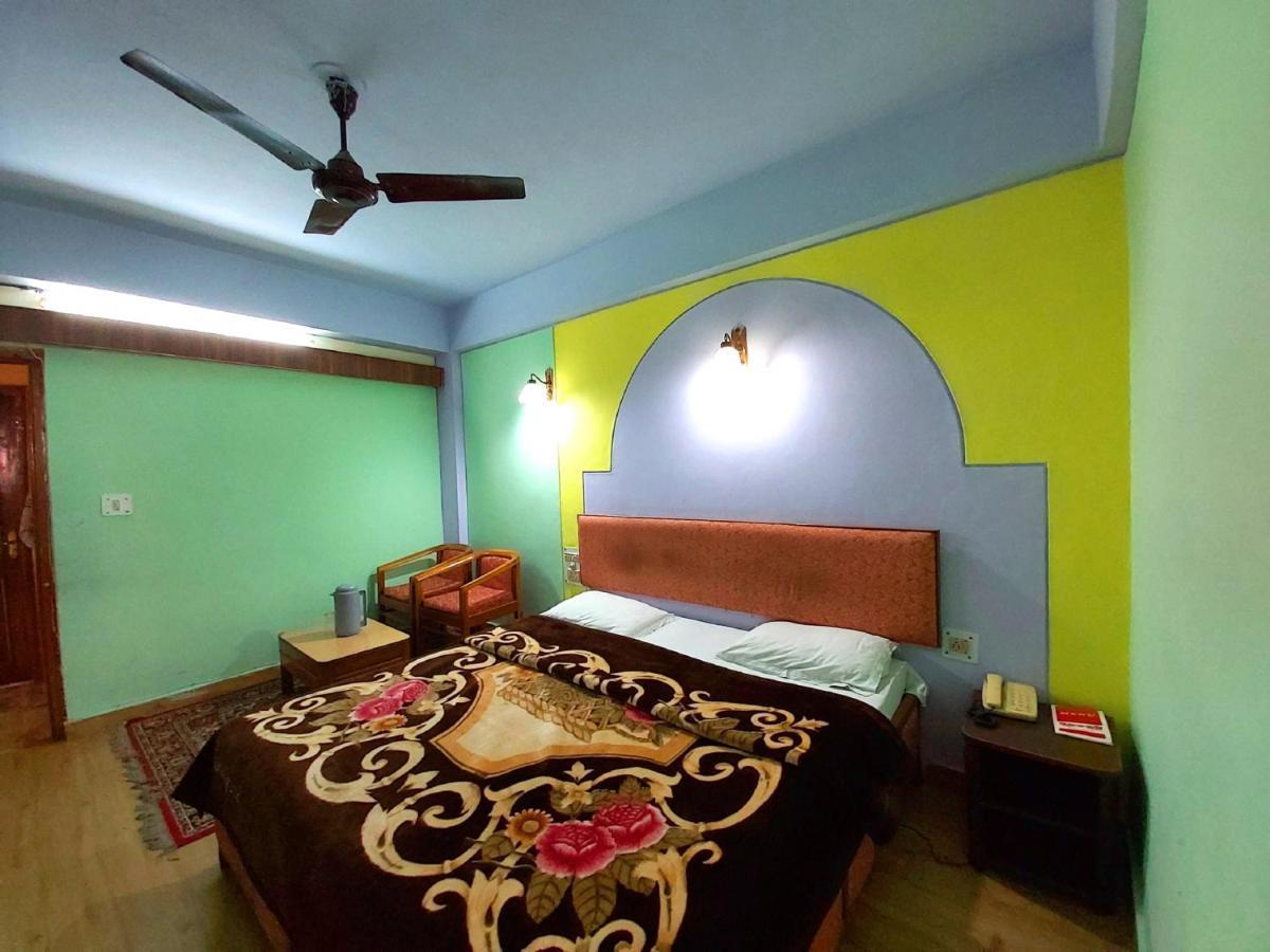 Goroomgo Radha Continental Nainital Ngoại thất bức ảnh
