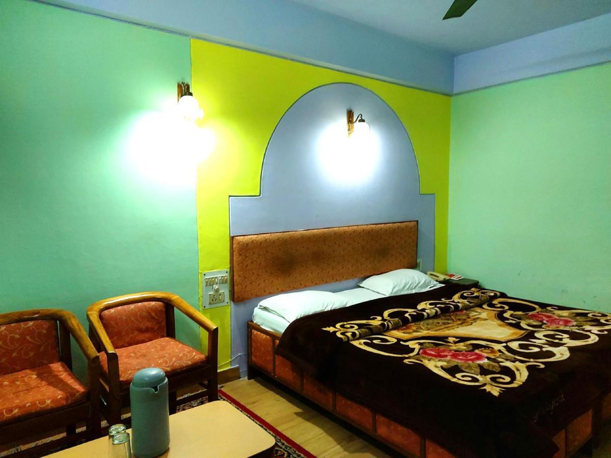 Goroomgo Radha Continental Nainital Ngoại thất bức ảnh